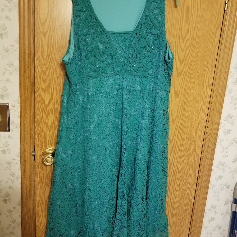 Reba mcentire dress